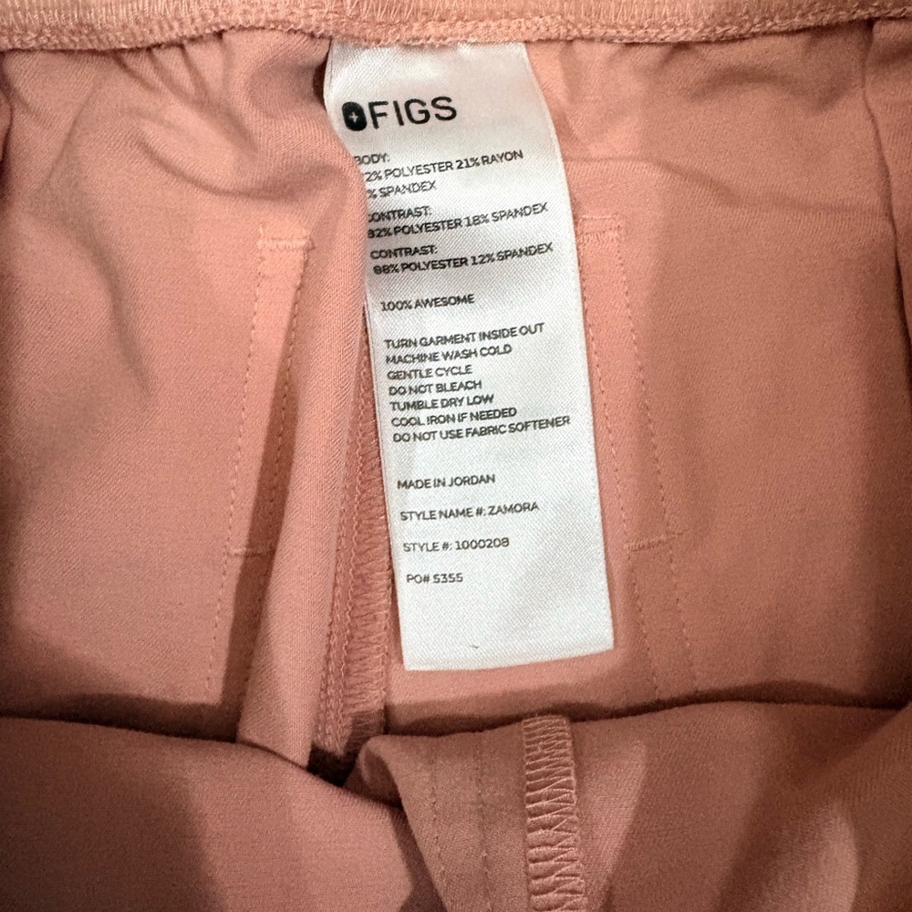 FIGS V-Neck Scrub Set Top & Jogger Pants PINK SAND - Picture 10 of 13
